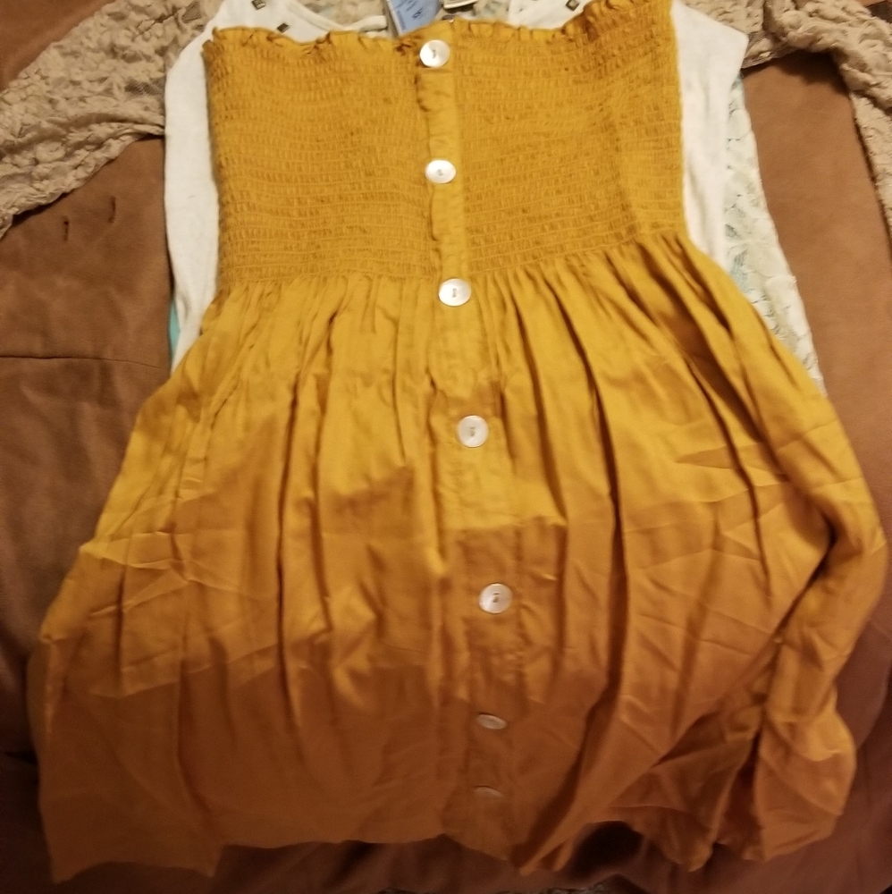 Tops, Tanks, Bundle - image 3